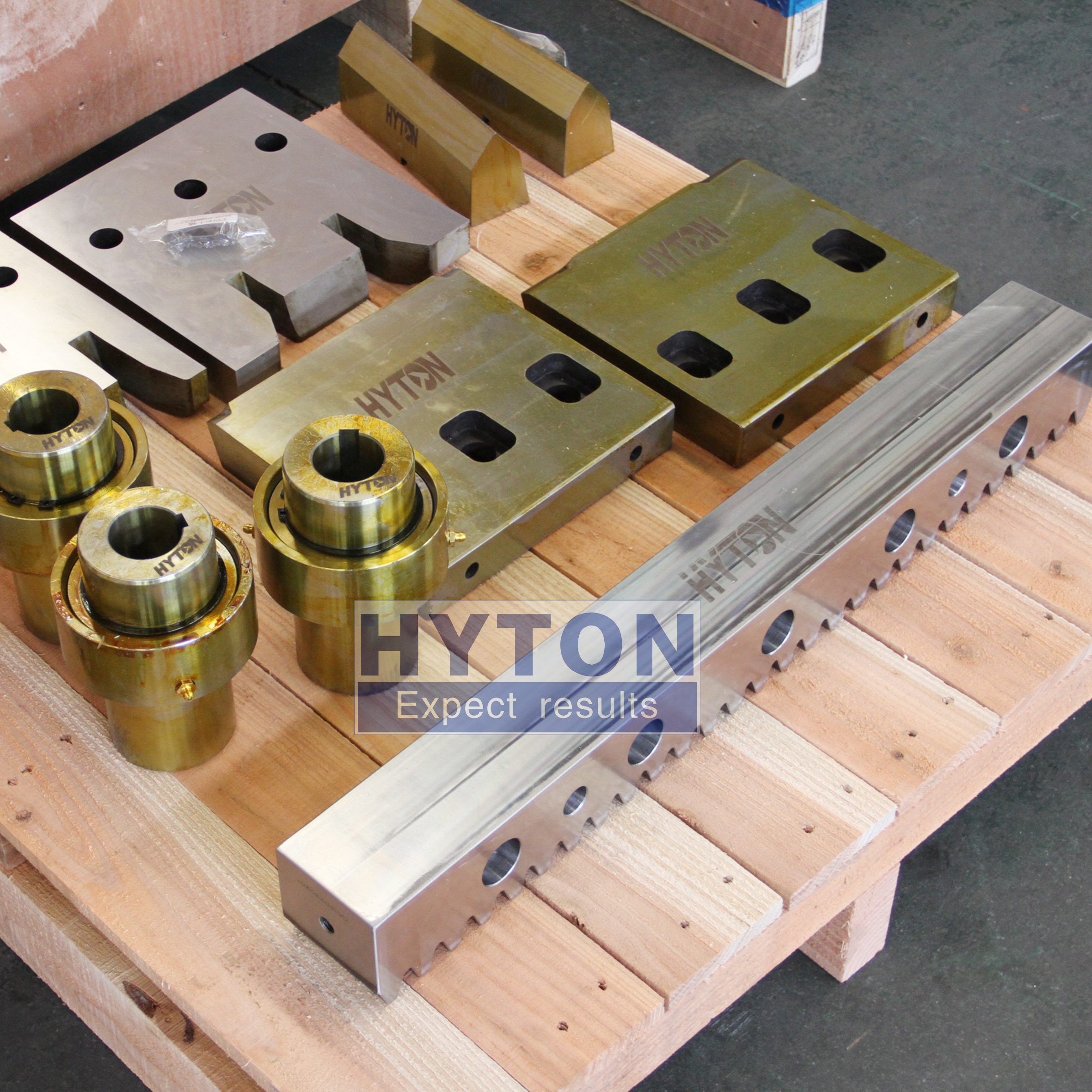 Rolling Mill Machine Steel Forging Parts M2 Straight Gear Rack from ...